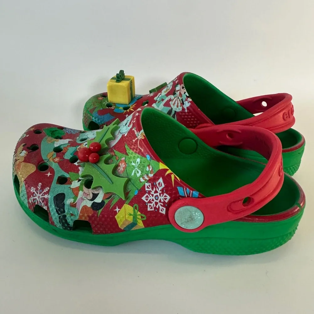 CROCS great some